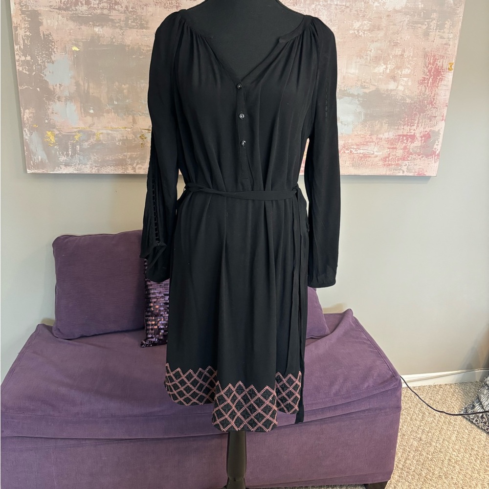 Hatley Black Bishop Sleeve Mid Length Dress w/Pink Detail Size M